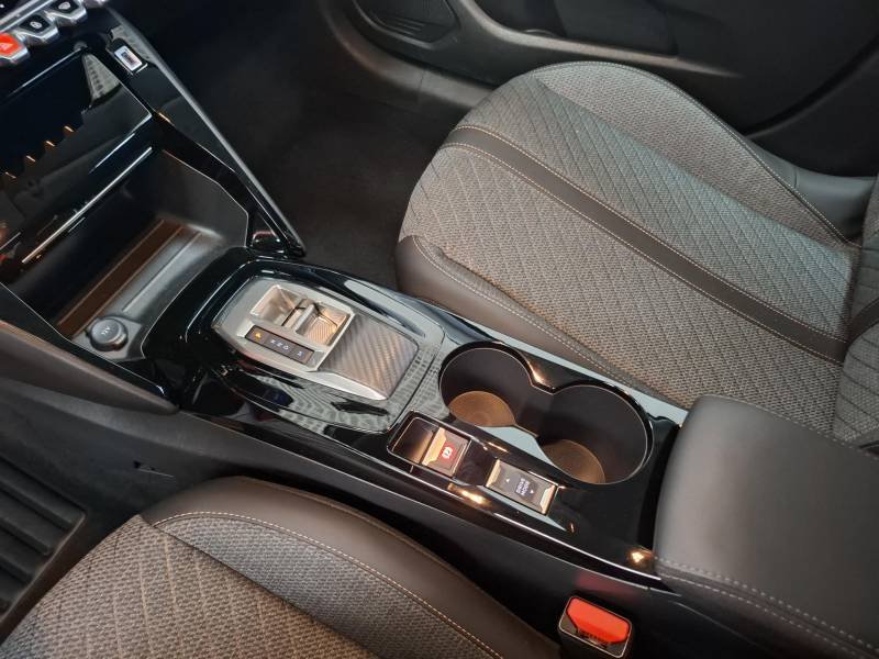 Peugeot 208 - Photo 27