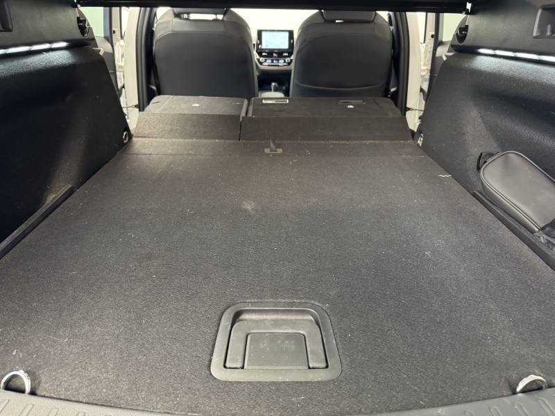 Toyota Corolla - Photo 17