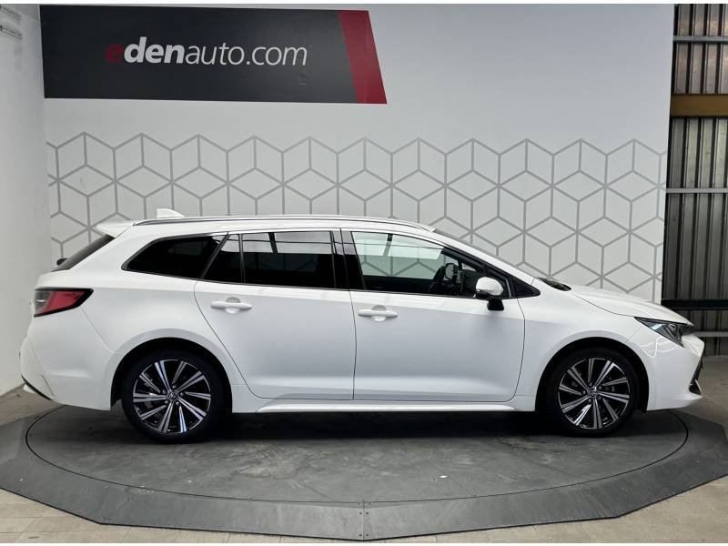 Toyota Corolla - Photo 4