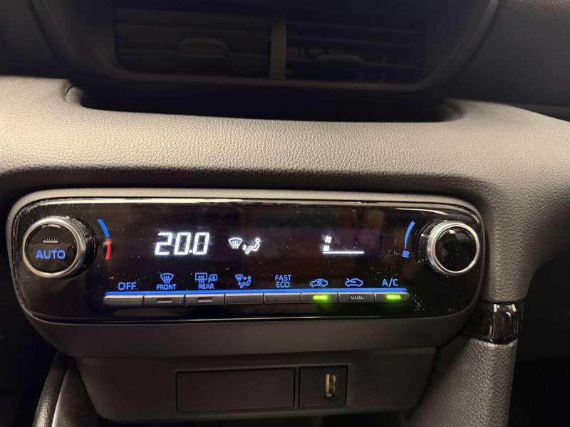 Toyota Yaris - Photo 23