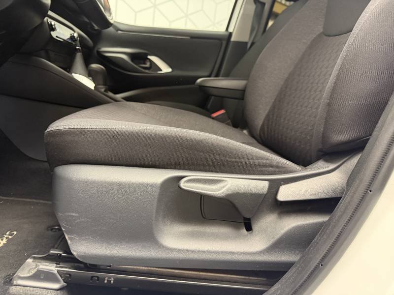 Toyota Yaris - Photo 36