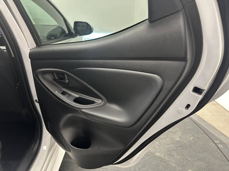 Toyota Yaris - Photo 39