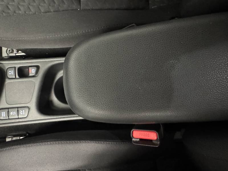 Toyota Yaris - Photo 23