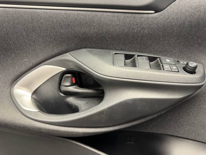 Toyota Yaris - Photo 30