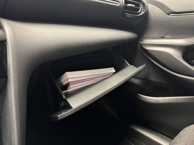 Toyota Yaris - Photo 33