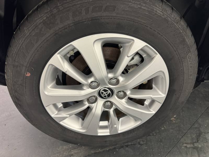Toyota Yaris - Photo 9