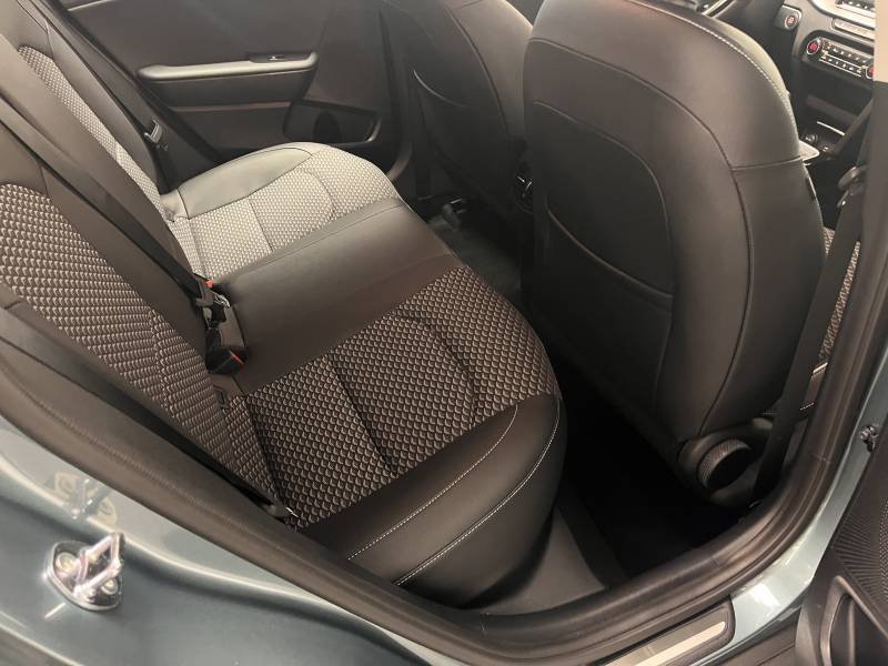Kia Xceed - Photo 32