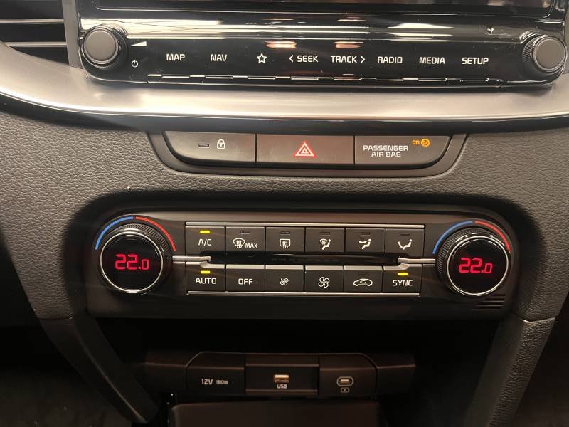 Kia CEED - Photo 19