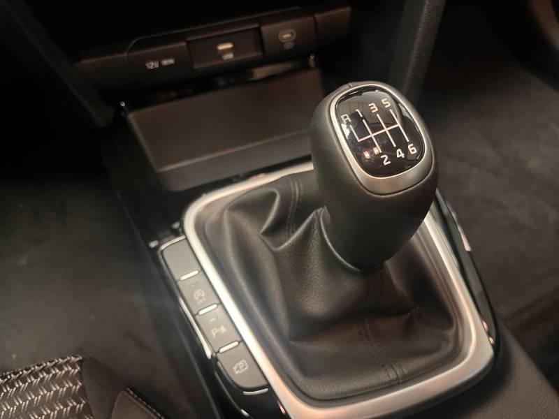 Kia CEED - Photo 21