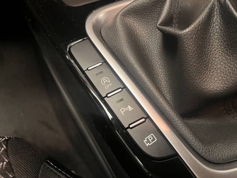 Kia CEED - Photo 22