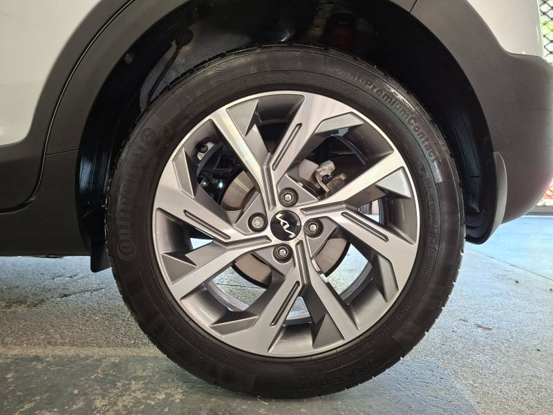 Kia Stonic - Photo 13