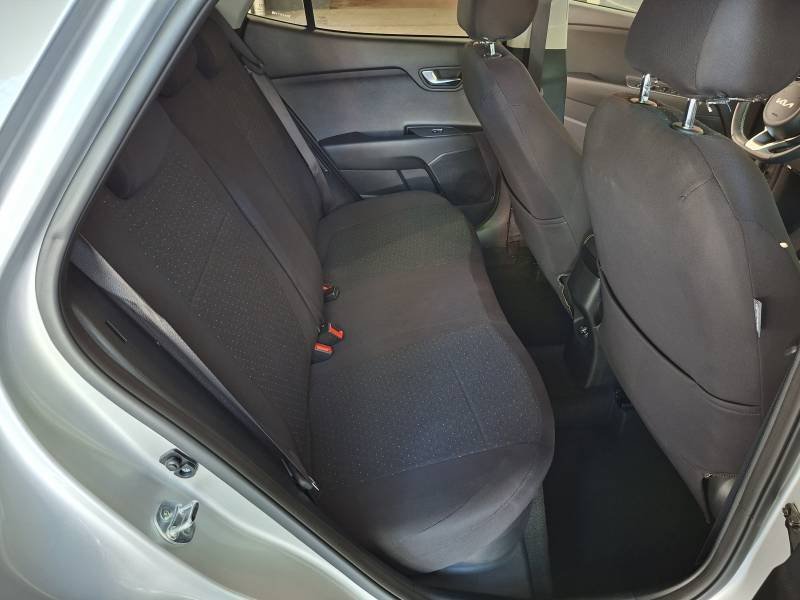 Kia Stonic - Photo 17