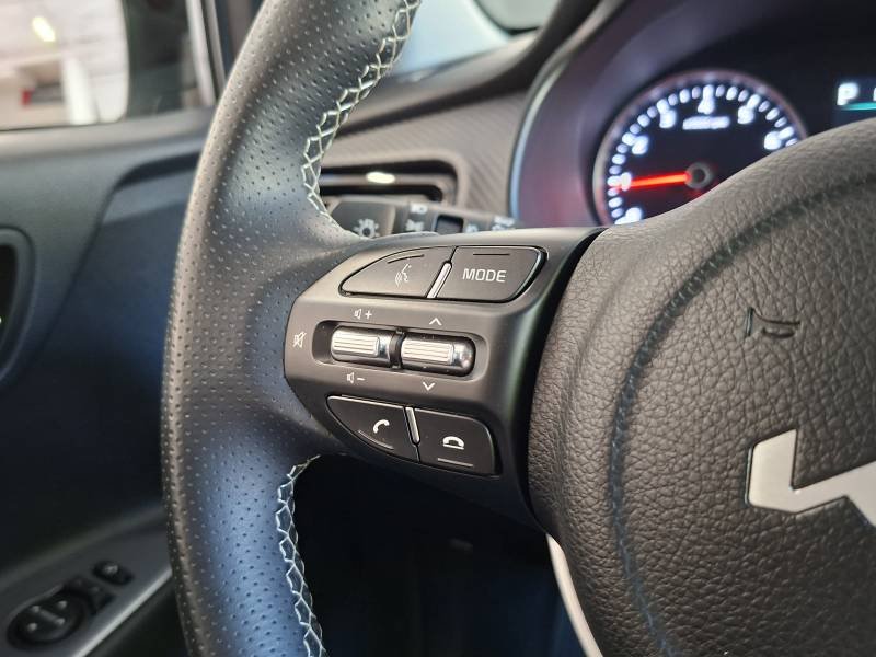 Kia Stonic - Photo 23