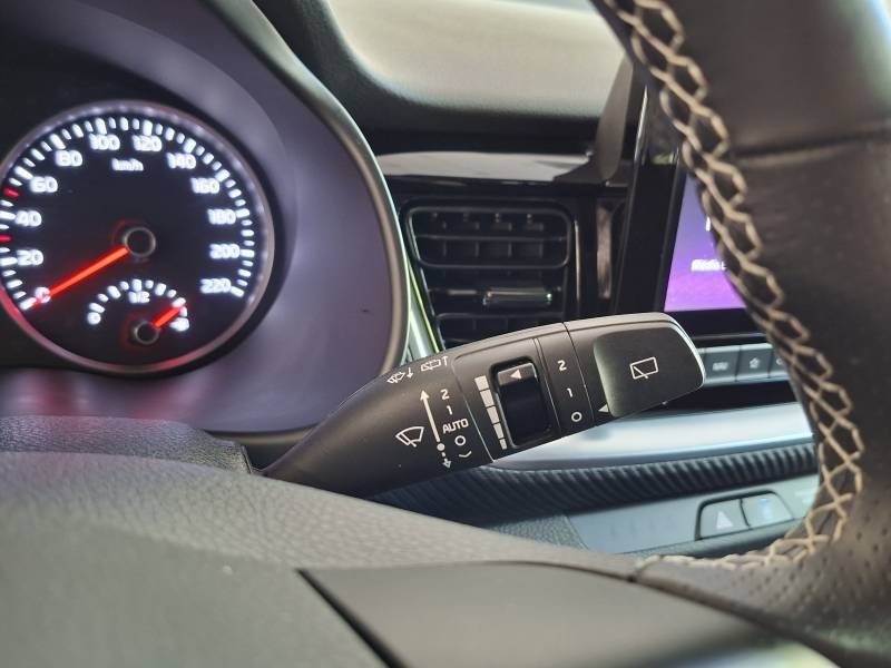 Kia Stonic - Photo 26