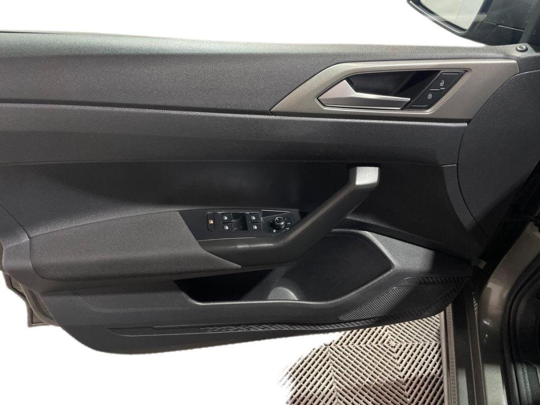 Volkswagen Polo - Photo 15