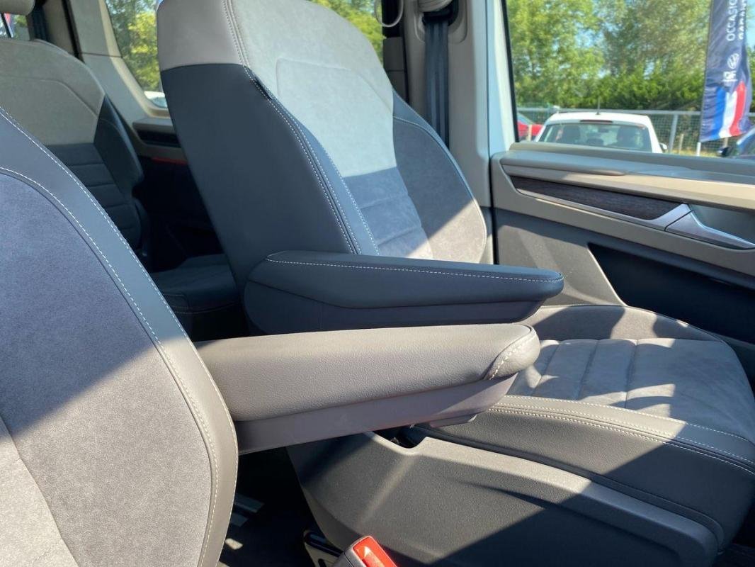 Volkswagen Multivan - Photo 12