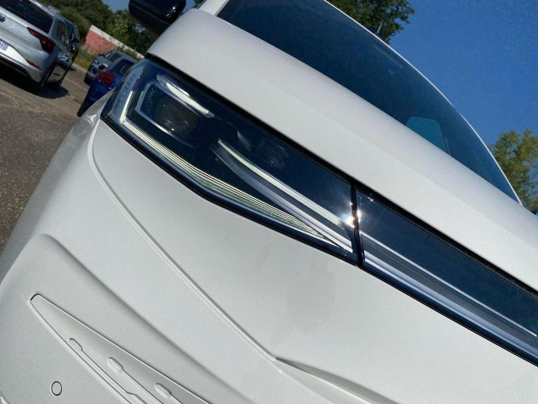 Volkswagen Multivan - Photo 26