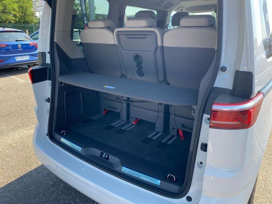 Volkswagen Multivan - Photo 32