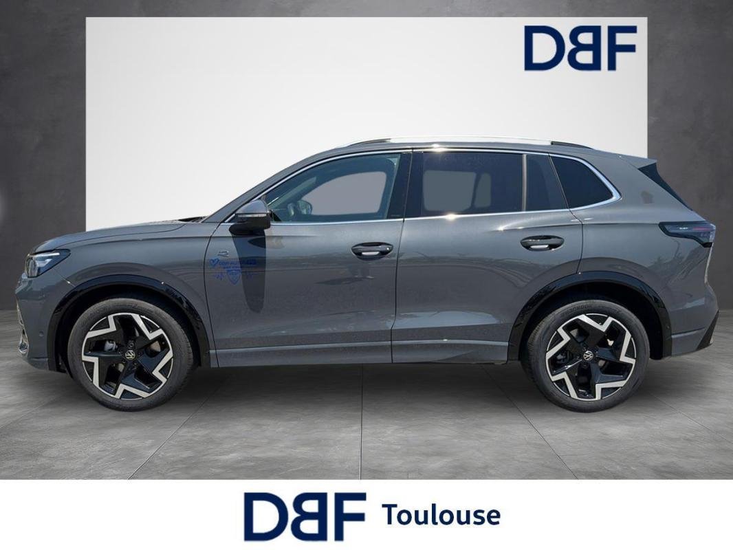 Volkswagen Tiguan - Photo 2
