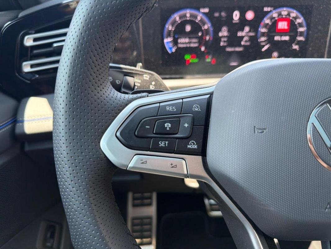 Volkswagen Tiguan - Photo 21