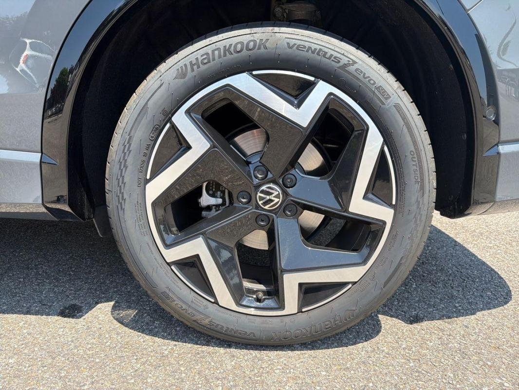 Volkswagen Tiguan - Photo 28