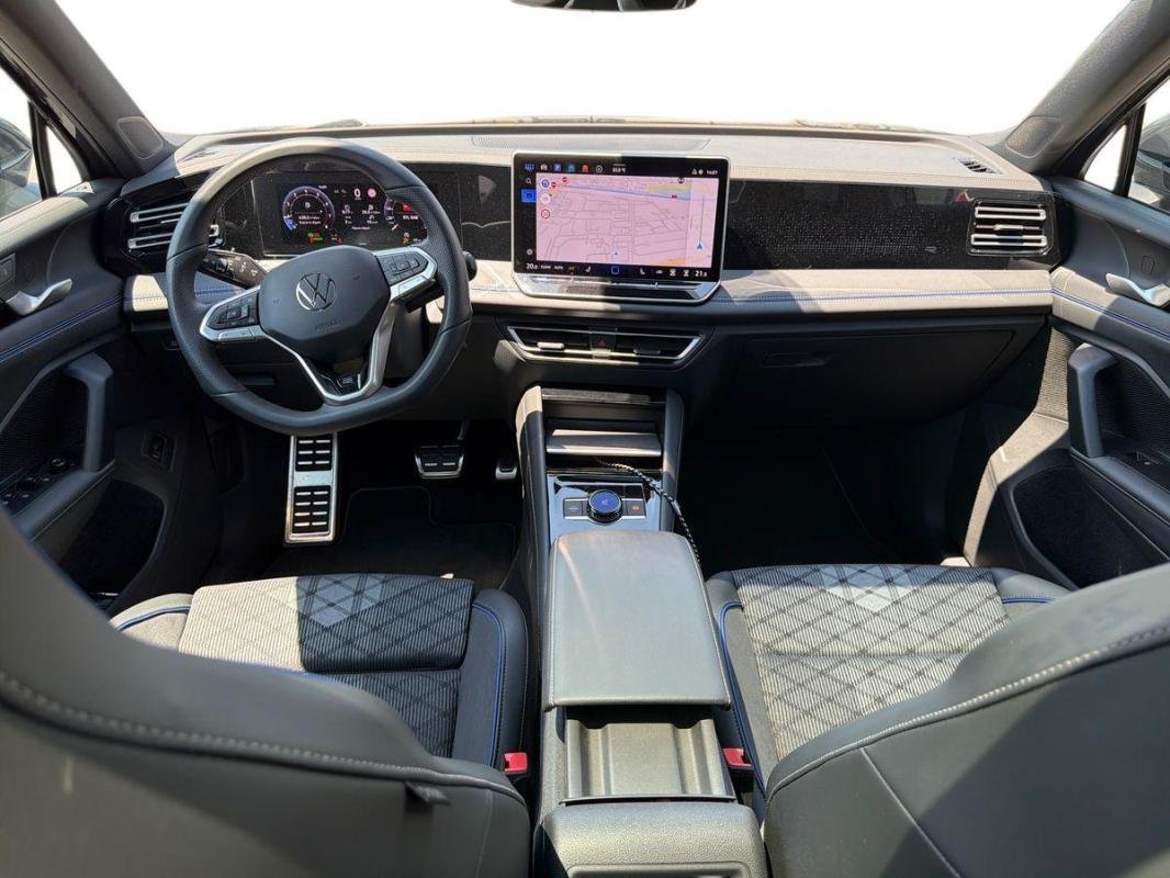 Volkswagen Tiguan - Photo 8