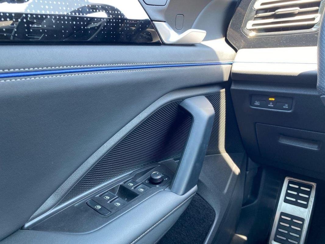 Volkswagen Tiguan - Photo 15