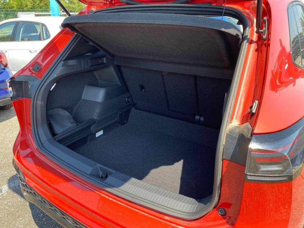 Volkswagen Tiguan - Photo 31