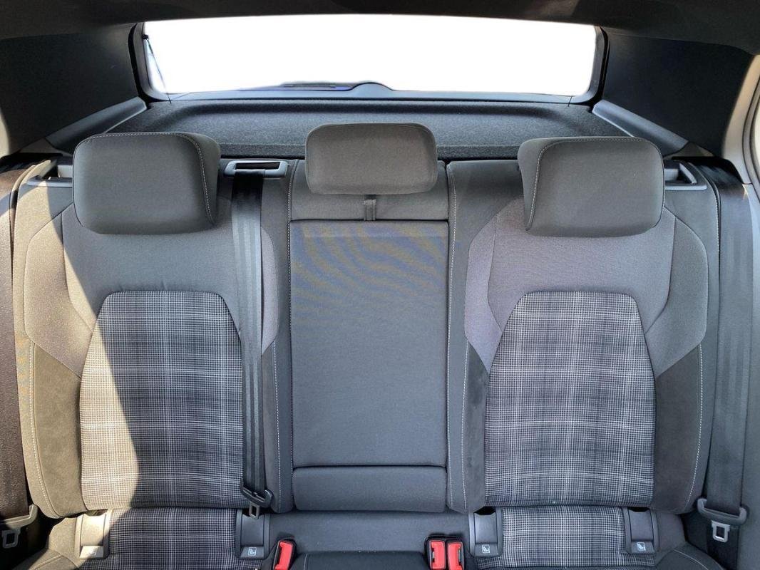 Volkswagen Golf - Photo 22