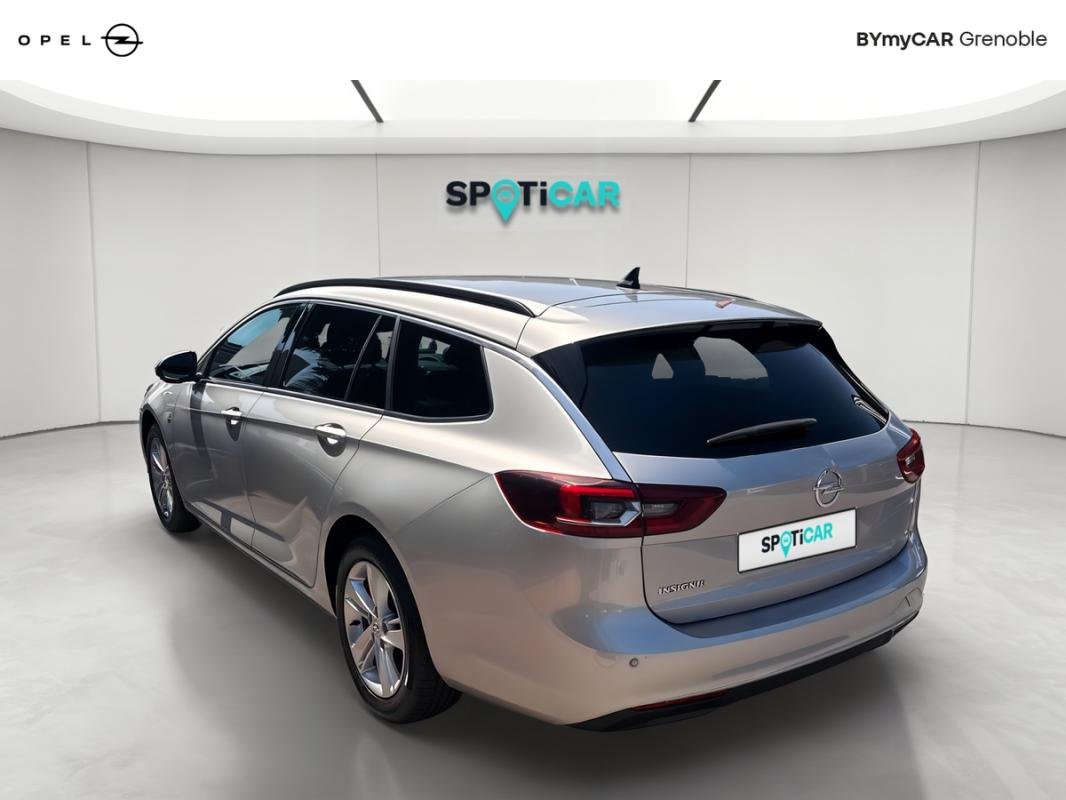 Opel Insignia Sports Tourer - Photo 3