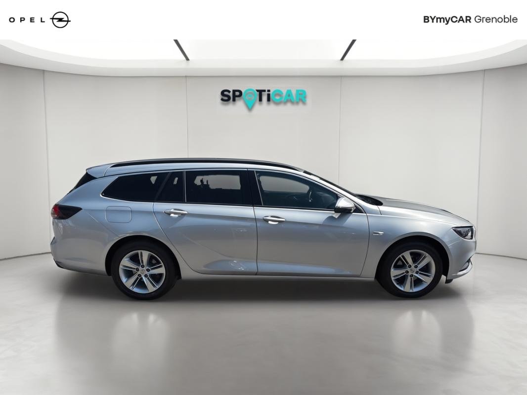 Opel Insignia Sports Tourer - Photo 6