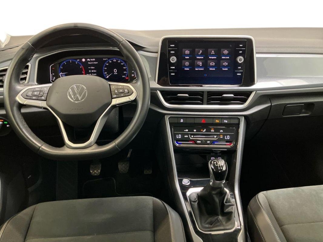 Volkswagen T-Roc - Photo 8