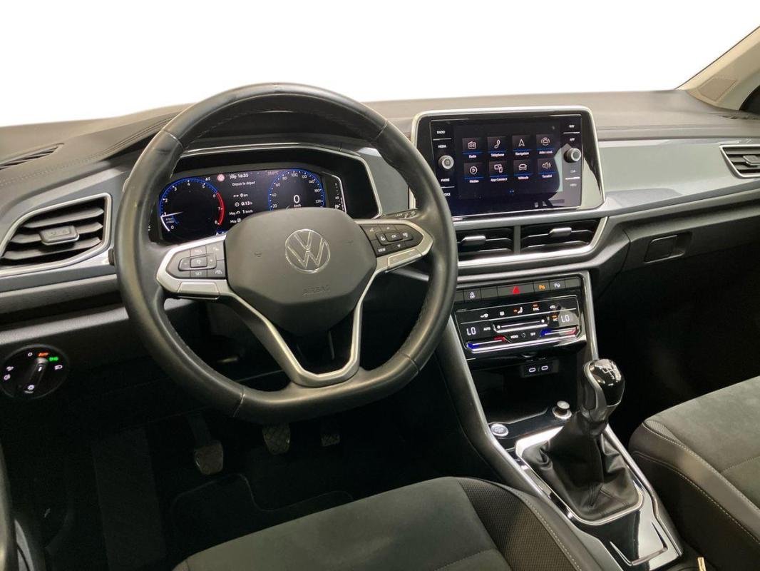 Volkswagen T-Roc - Photo 9