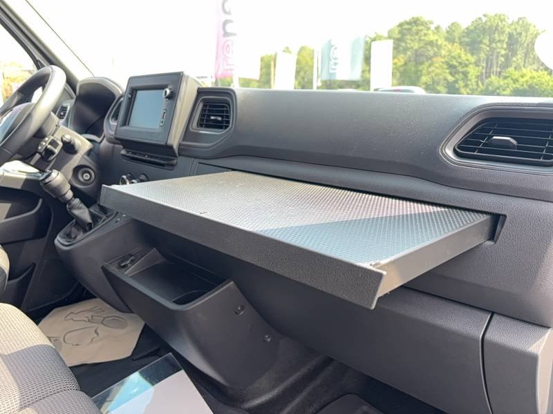 Renault Master - Photo 17