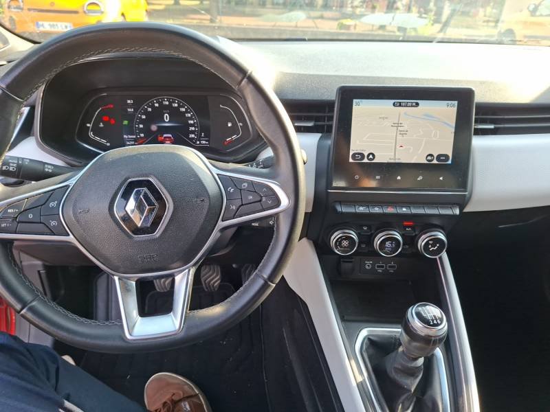 Renault Clio - Photo 24