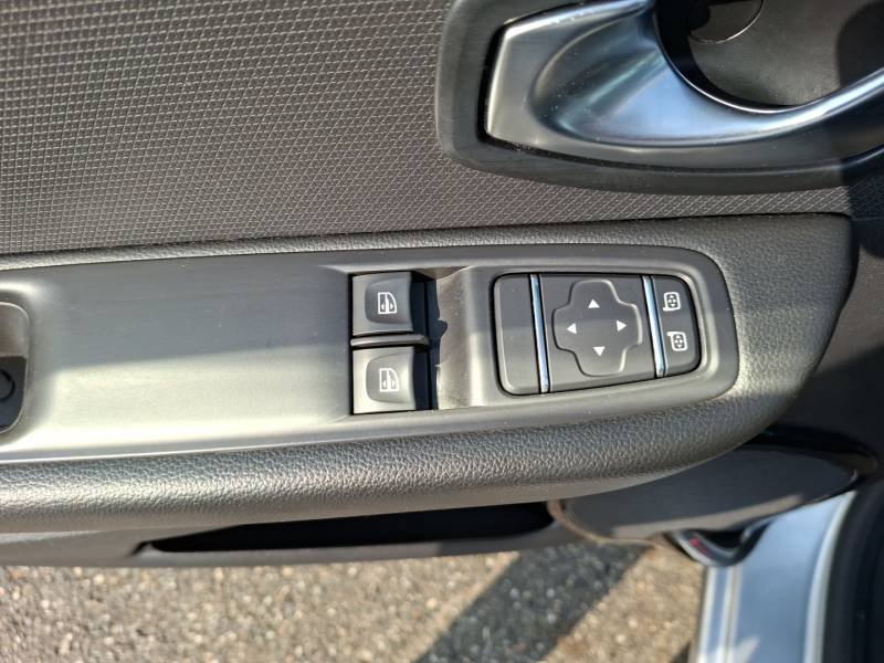 Renault Clio - Photo 19