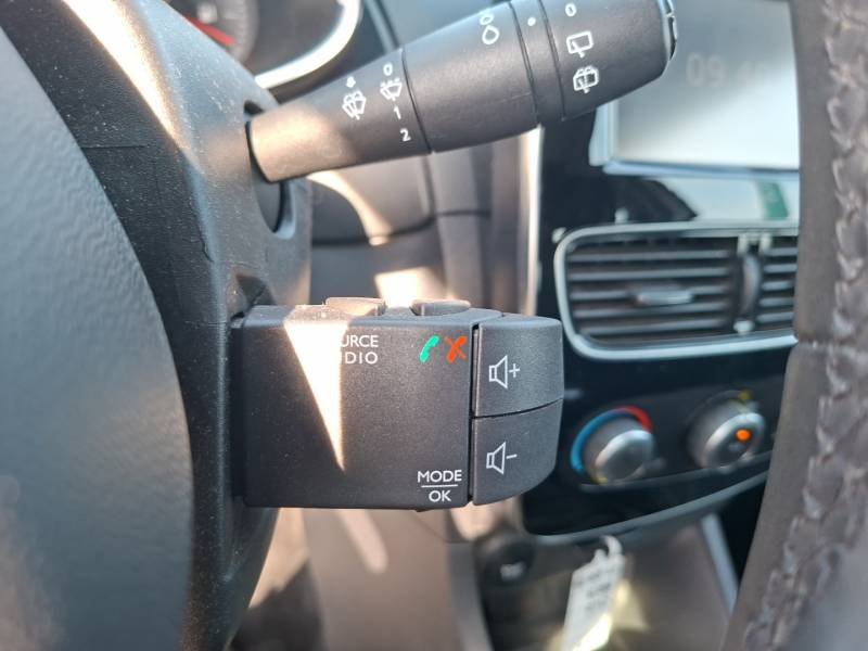 Renault Clio - Photo 28