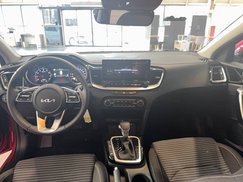 Kia CEED - Photo 11