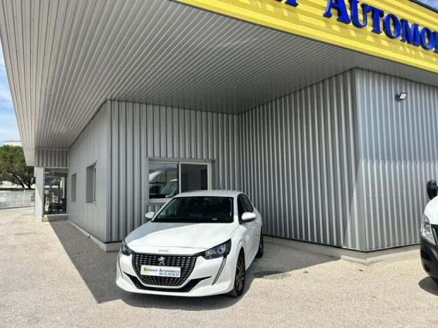 Peugeot 208 - Photo 1