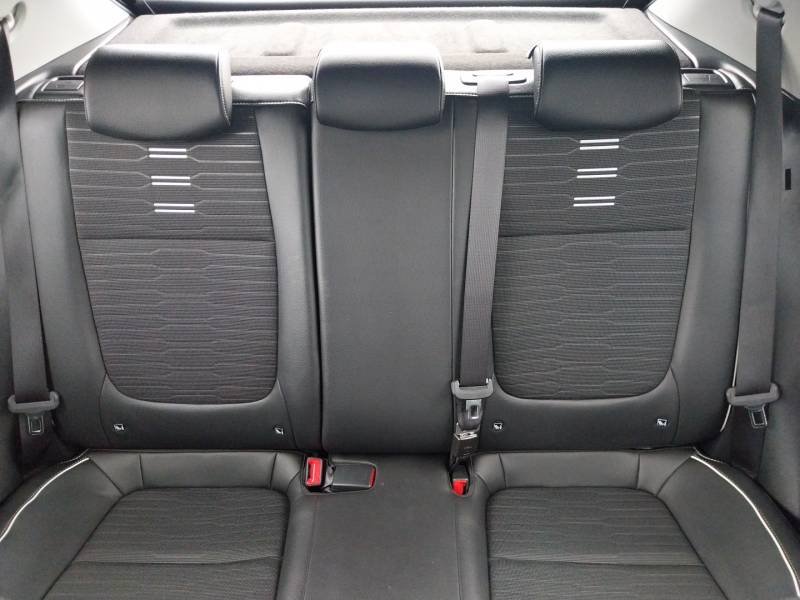 Kia Stonic - Photo 13