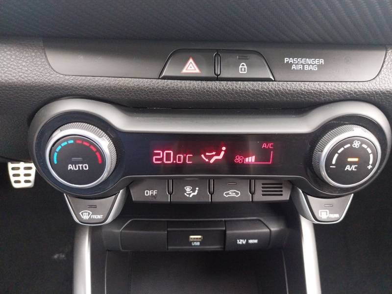 Kia Stonic - Photo 17