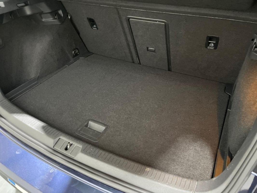 Volkswagen Golf - Photo 32