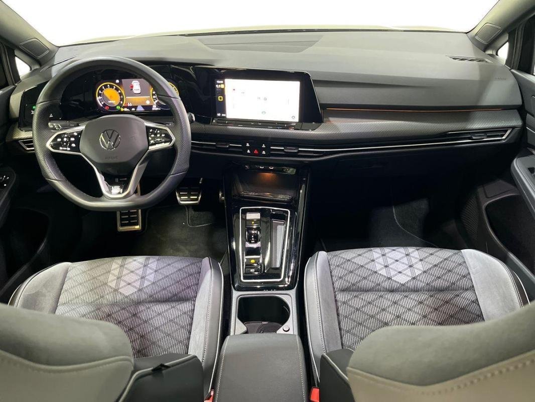 Volkswagen Golf - Photo 8