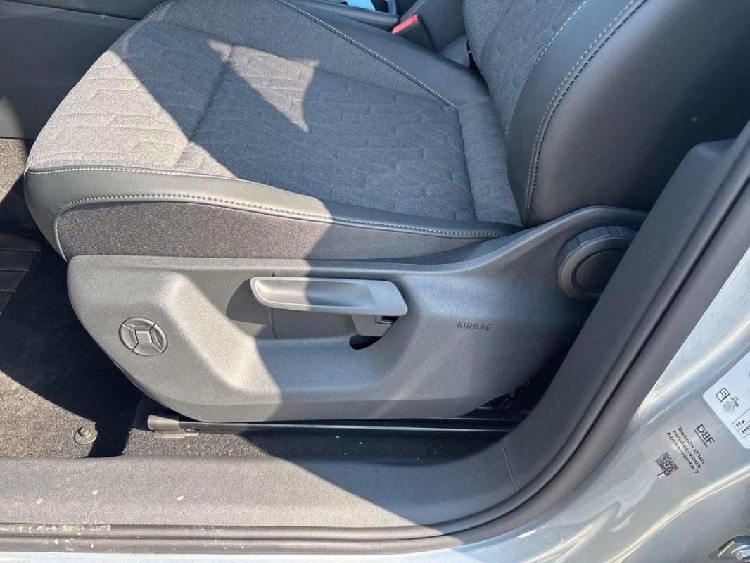 Volkswagen Tiguan - Photo 14