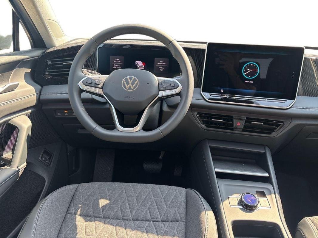 Volkswagen Tiguan - Photo 24