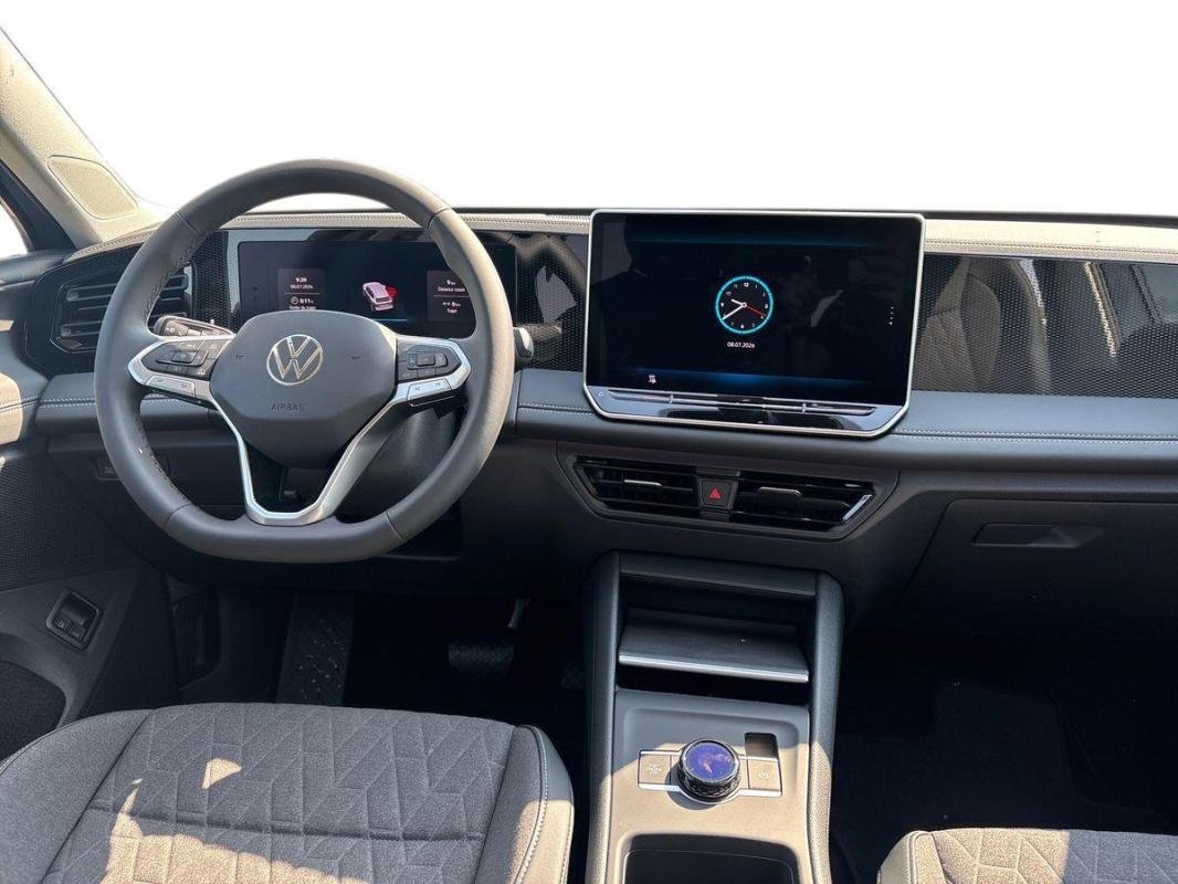 Volkswagen Tiguan - Photo 8