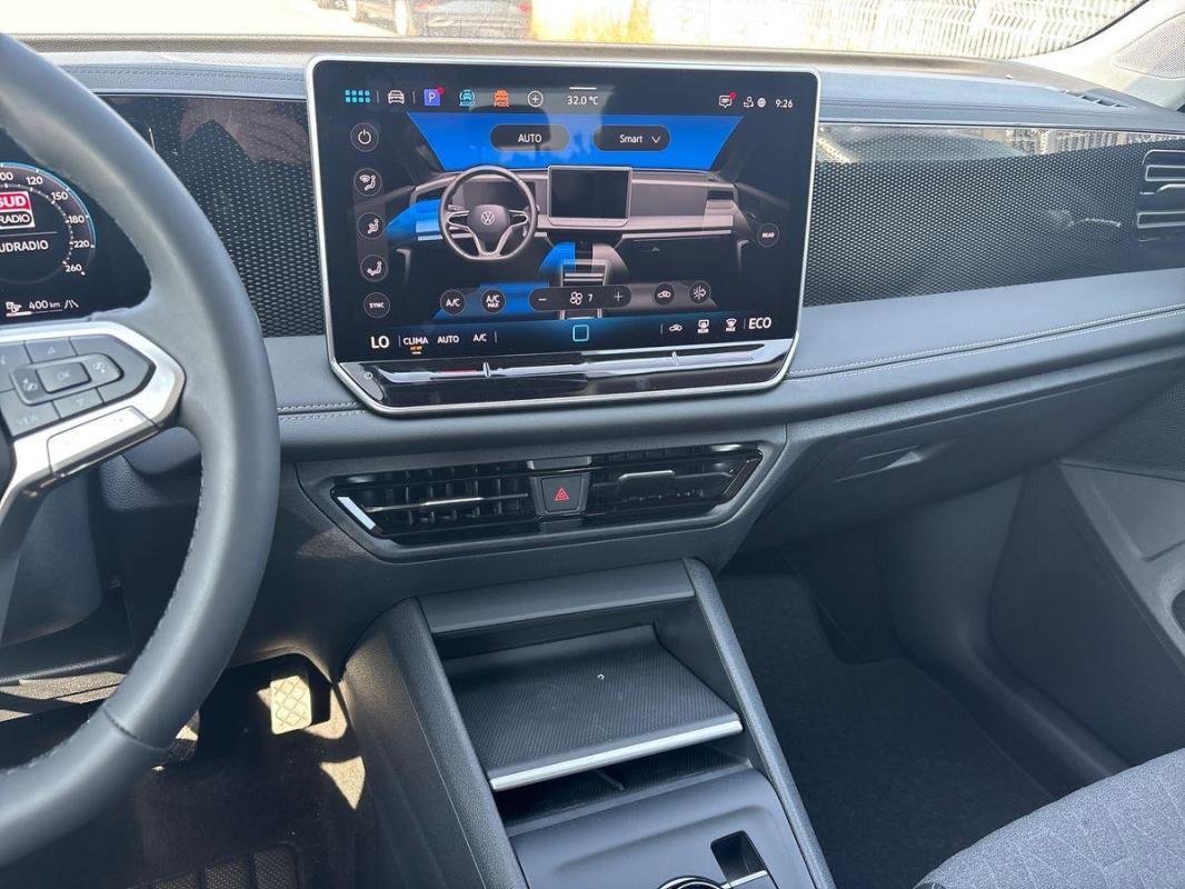 Volkswagen Tiguan - Photo 10