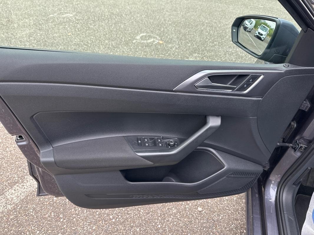 Volkswagen Polo - Photo 17