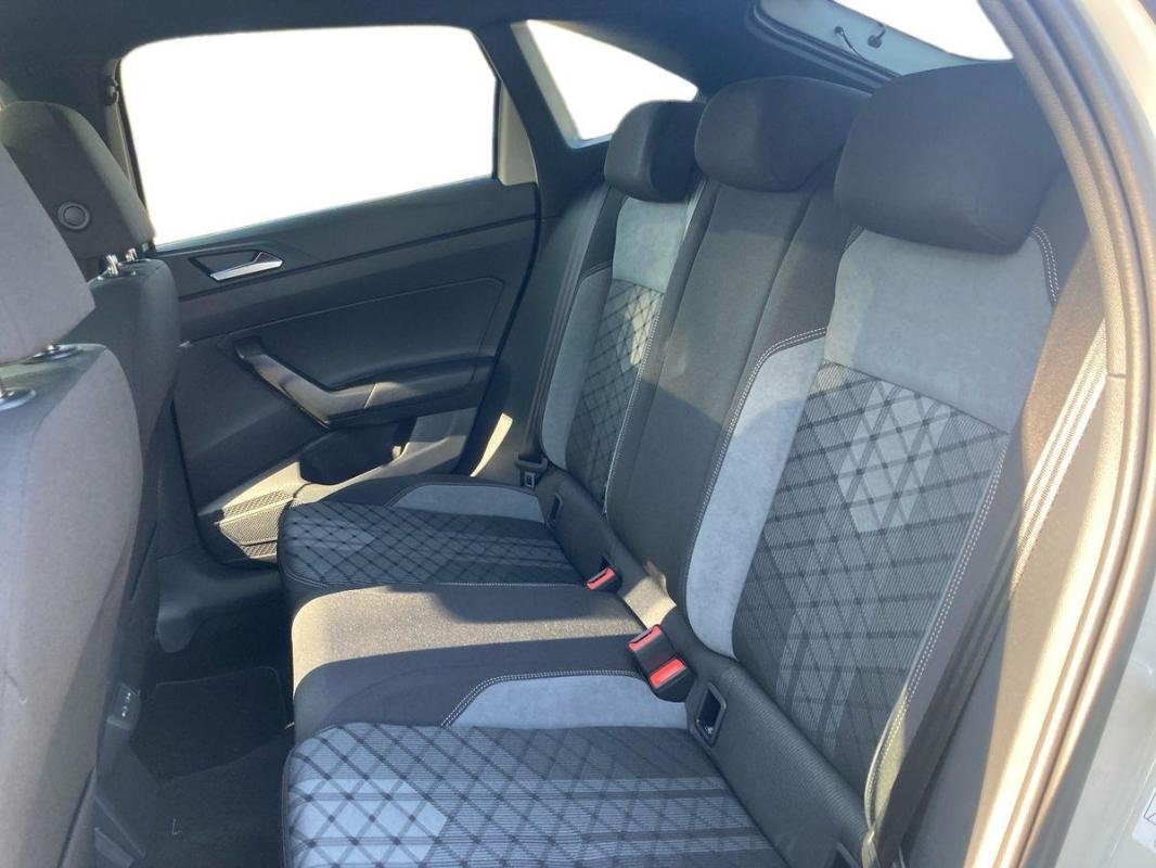 Volkswagen Taigo - Photo 23