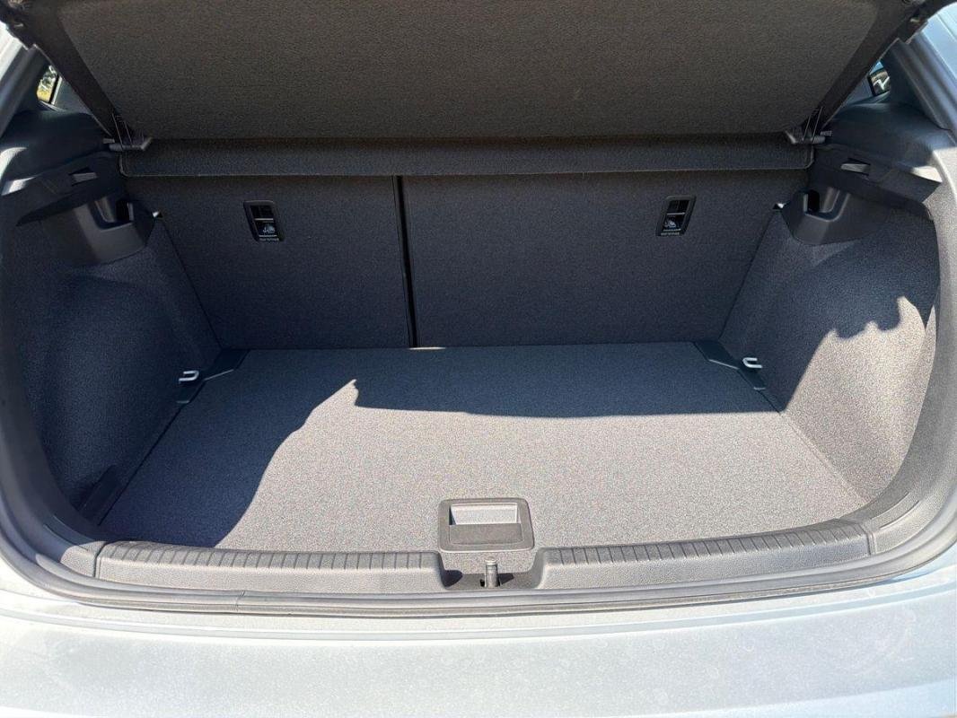 Volkswagen Polo - Photo 31
